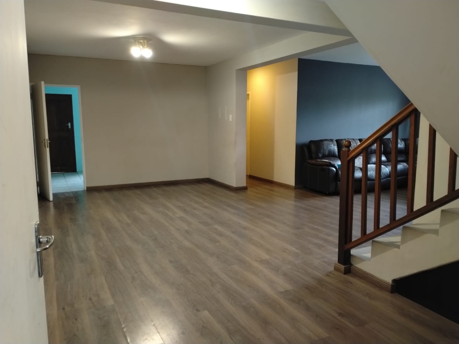 4 Bedroom Property for Sale in West Bank Eastern Cape